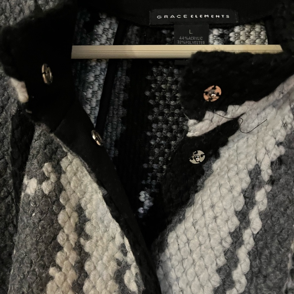Sweater jacket - Picture 3 of 4
